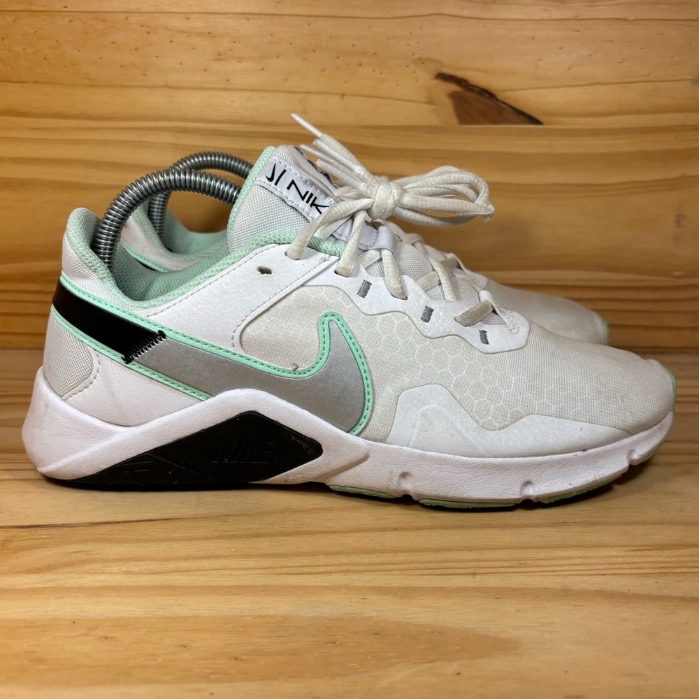 Nike Womens Legend Essential 2 White Green Running Shoes Size 8.5